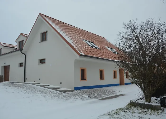 Vinarstvi Vymola Pensionat 3*